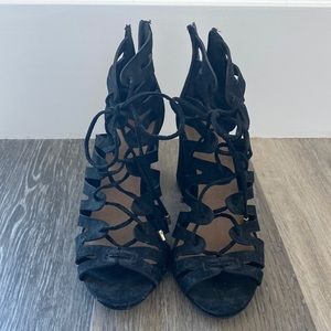 Madden girl. Women US 8. Black
